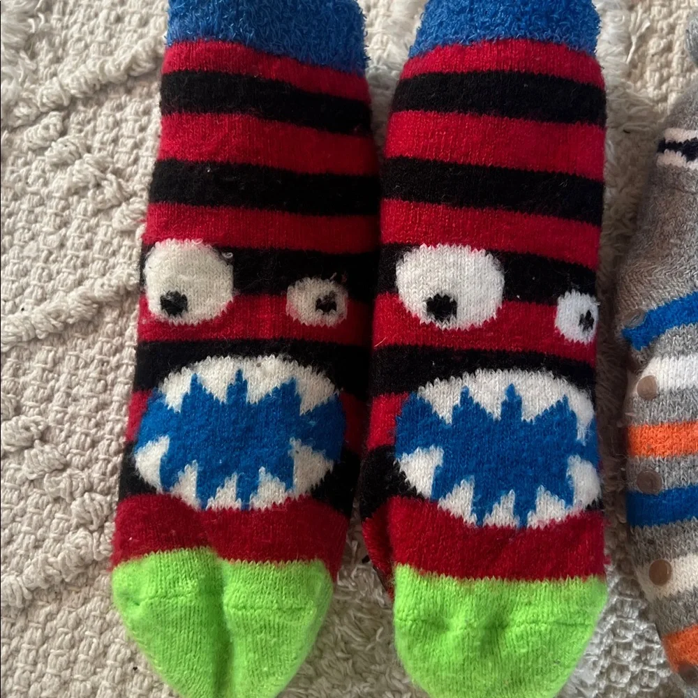 Boys Colorful Monster and Bear Thick Fleece Slipper Socks‎ Set with Grips